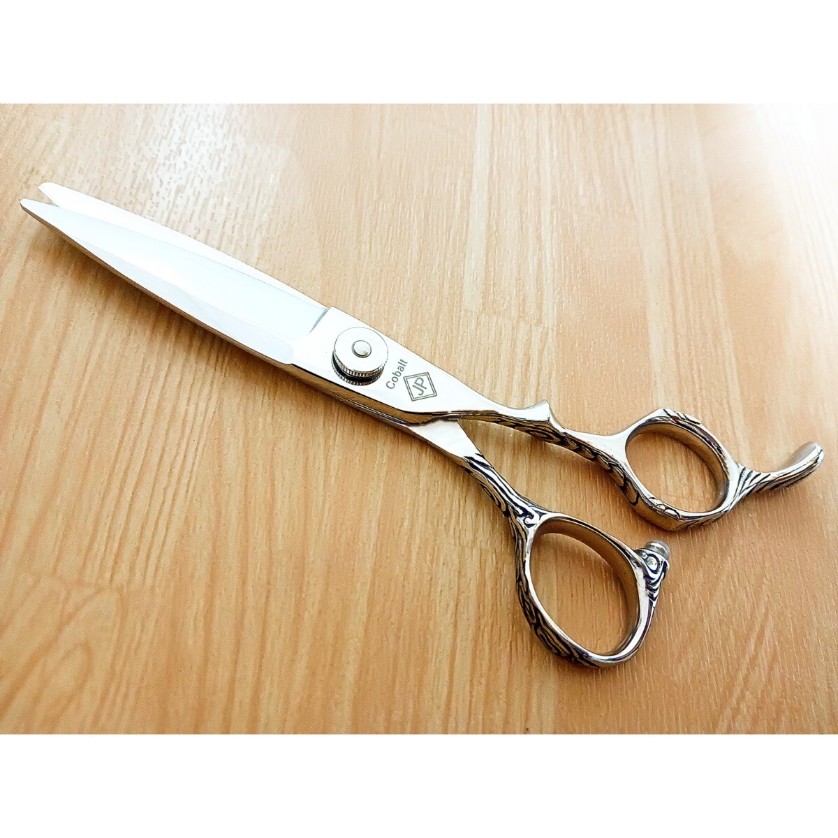 切れ味と抜け感の良い理美容師プロ用セニングシザースキバサミすきばさ