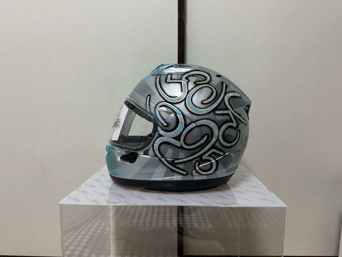 未使用品 オートレーサー 鈴木圭一郎選手のサイン入りヘルメット Arai