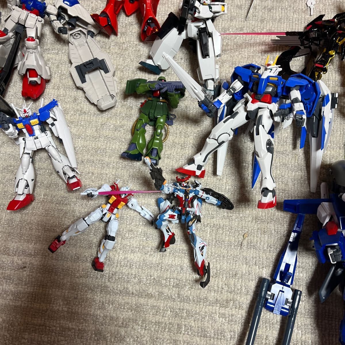 ガンダム 完成品 プラモデル ジャンク品 送料無料 バンダイ まとめ売り