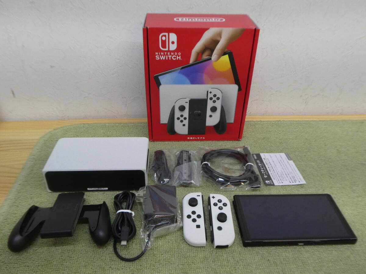 Nintendo Switch 本体 +特典有 Switch カセット Nintendo SWITCH