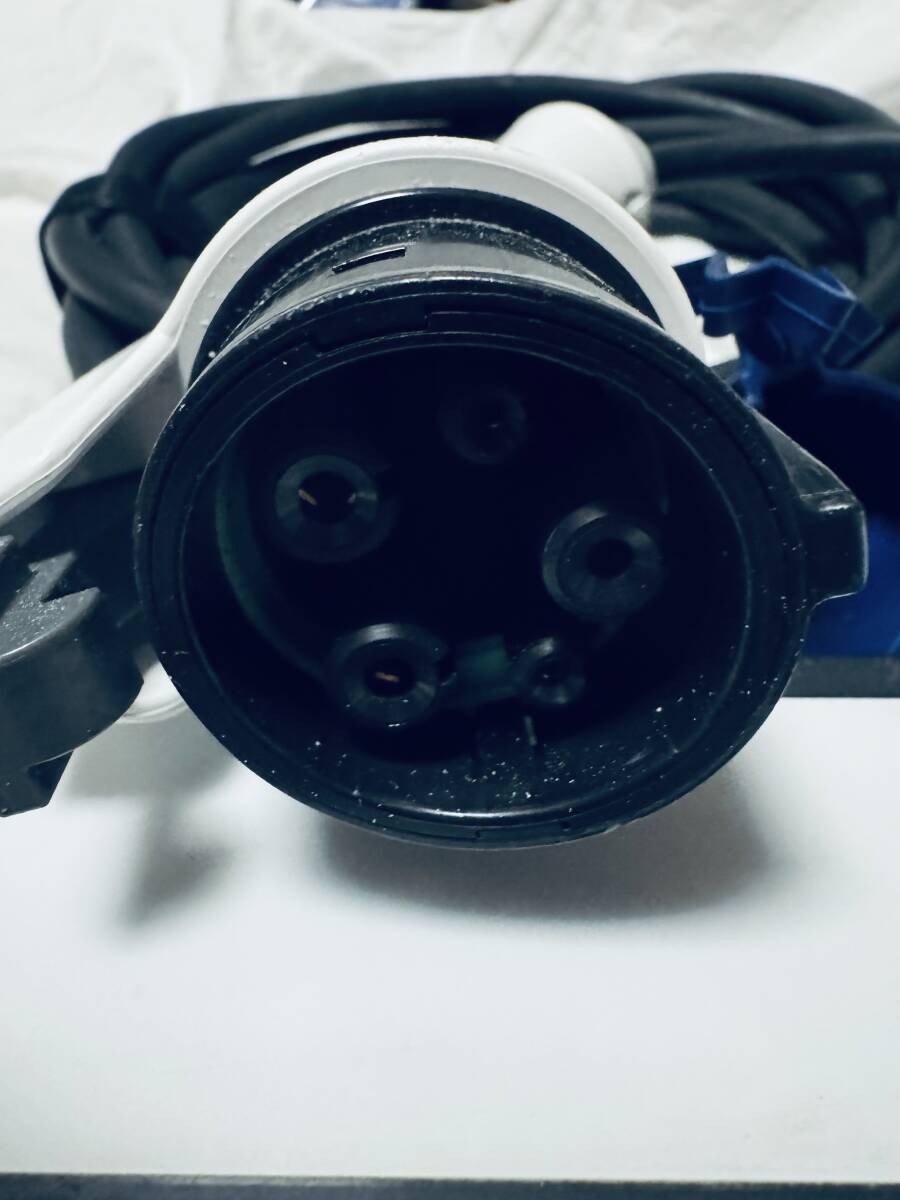 新ロゴタイプ 現行機種 日産リーフ充電ケーブル 6WX0A ①｜Yahoo