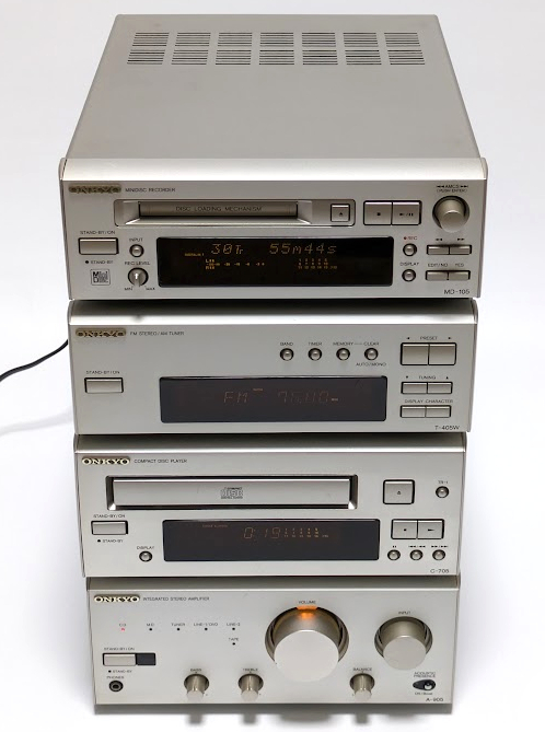 電源入りました Hi-MD/MDLP MDデッキ MD-105FX ONKYO 電源入りました