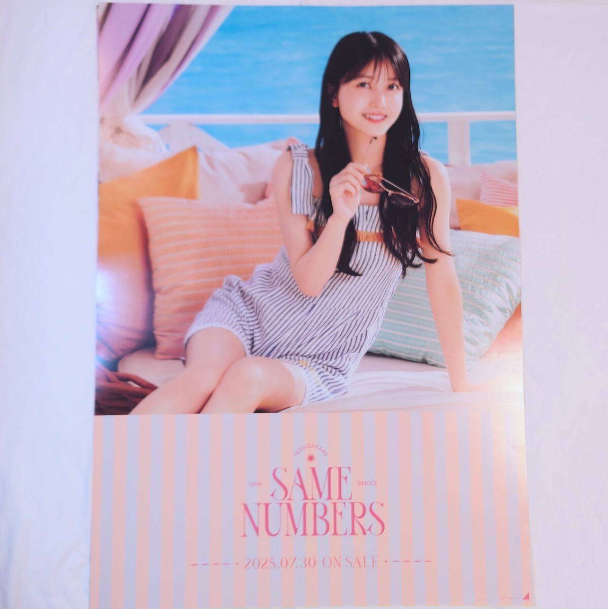 Yahoo!オークション - 乃木坂46〈久保史緒里〉【B2ソロポスター】39th