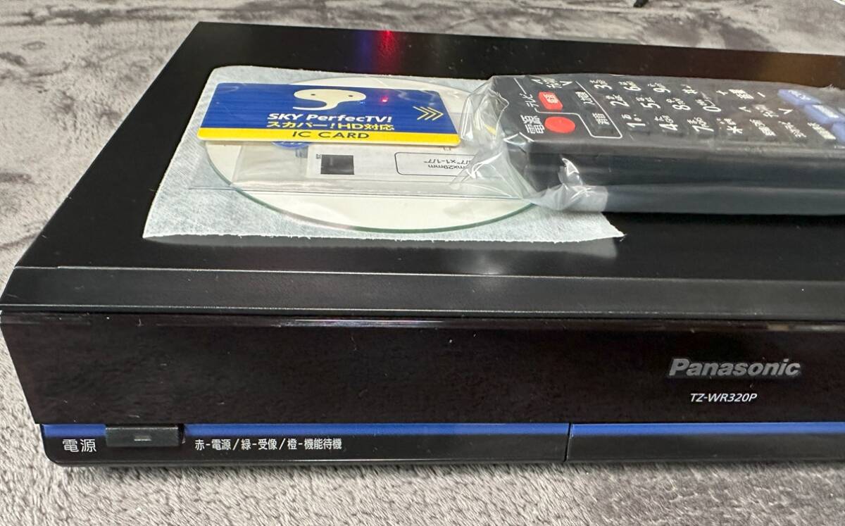 スカパーダブルチューナー320GBHDDレコーダー 【特典実行済み