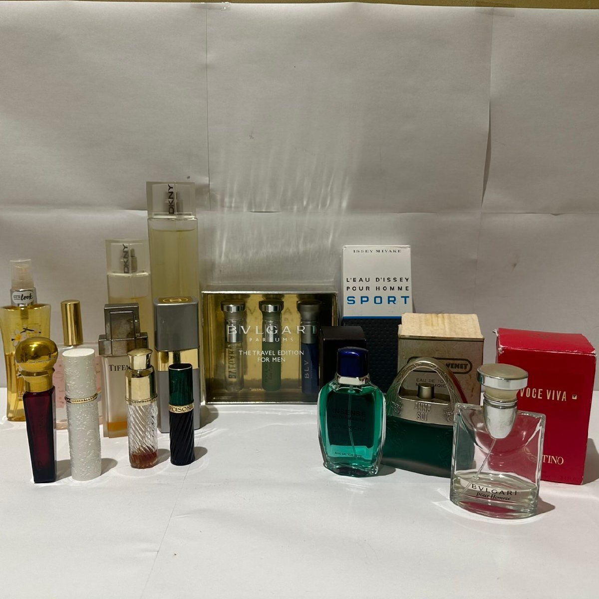 Yahoo!オークション - 【GMF2161a】開封済 香水おまとめ GUCCI BVLGARI