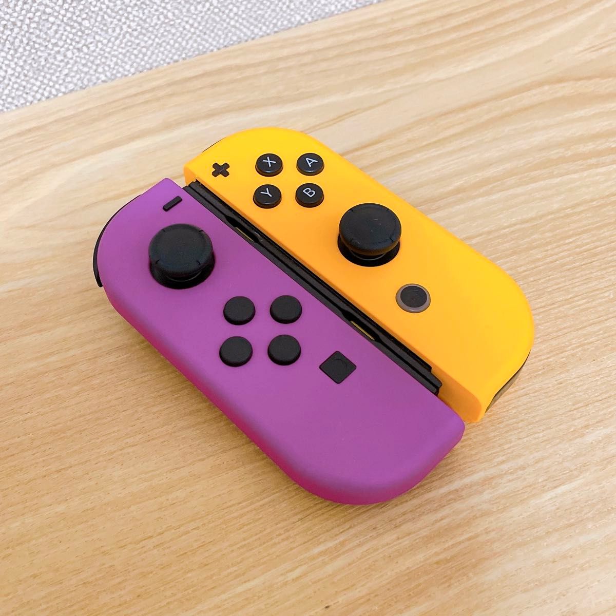 未使用に近い】動作確認済み Nintendo Switch ジョイコン ネオン