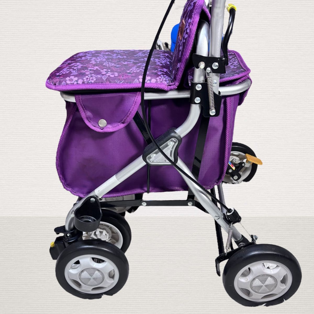 超美品 幸和製作所 TacaoF シルバーカー 花柄 紫 手押し車 歩行補助
