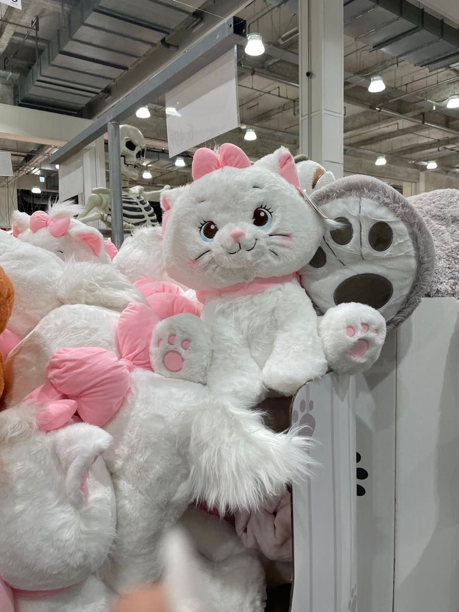 コストコ マリーちゃん 特大ぬいぐるみ ブランケット入り 未使用