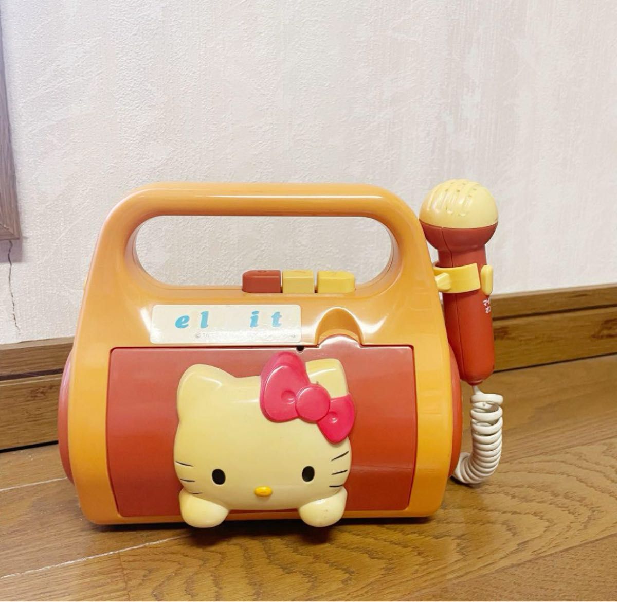 90年代 レトロ ハローキティ うたってハッピー カセットプレーヤー