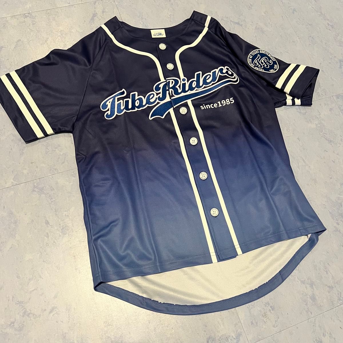 TUBE 40周年記念ユニホーム Lサイズ｜Yahoo!フリマ（旧PayPayフリマ）
