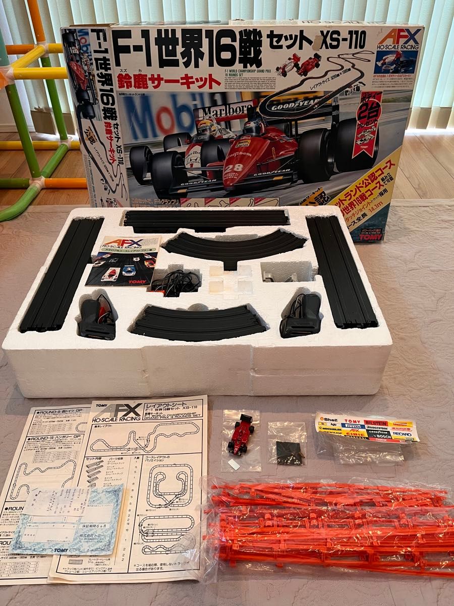 TOMY F-1世界16戦セット XS-110 スロットカー 鈴鹿サーキット AFX