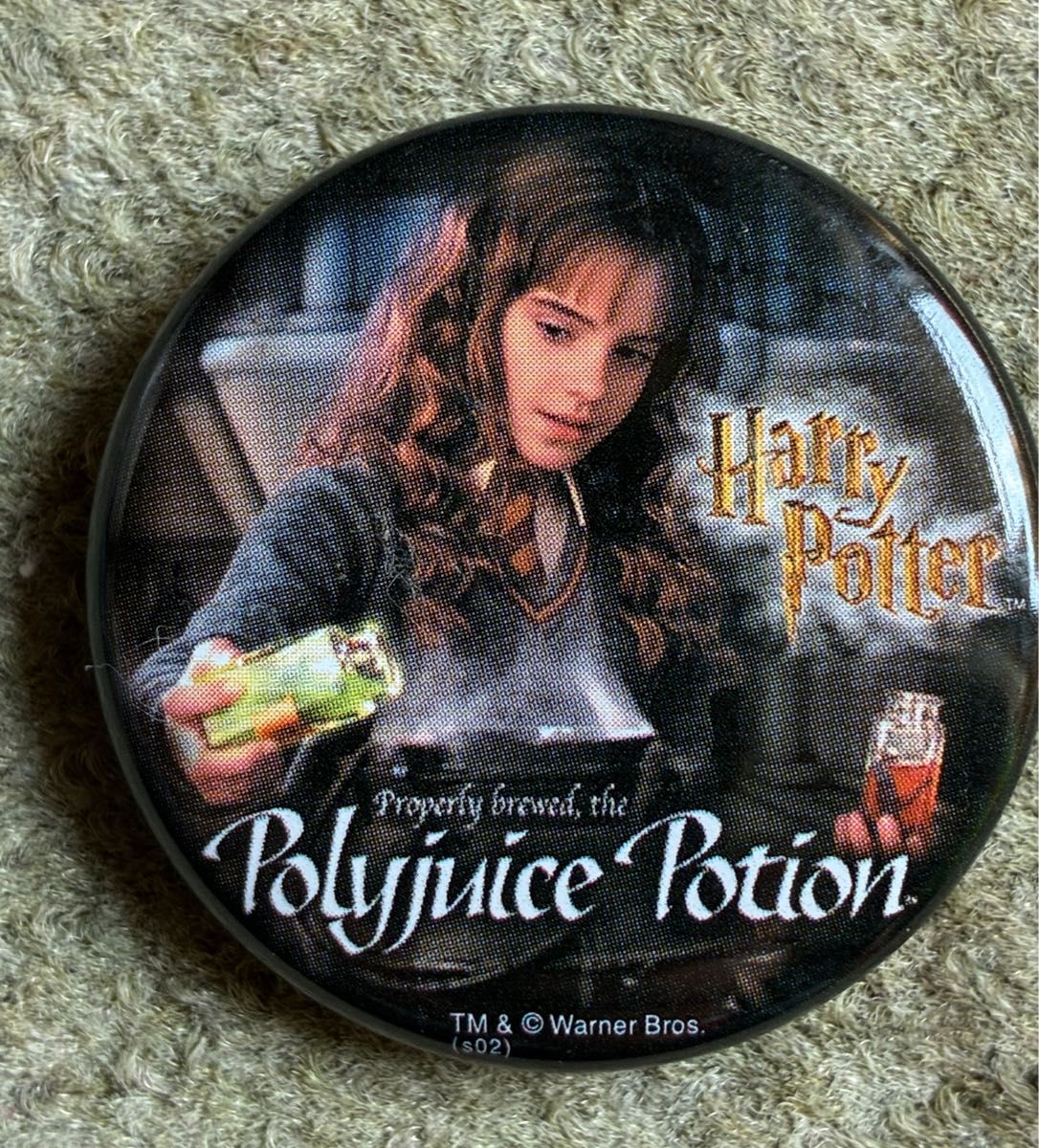 ハリーポッター 缶バッジ 4個セット ハーマイオニー クィディッチ