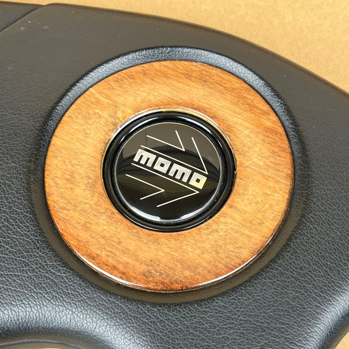 モモ ステアリング ウッド レザー オリンピックIII 365mm ホーンボタン
