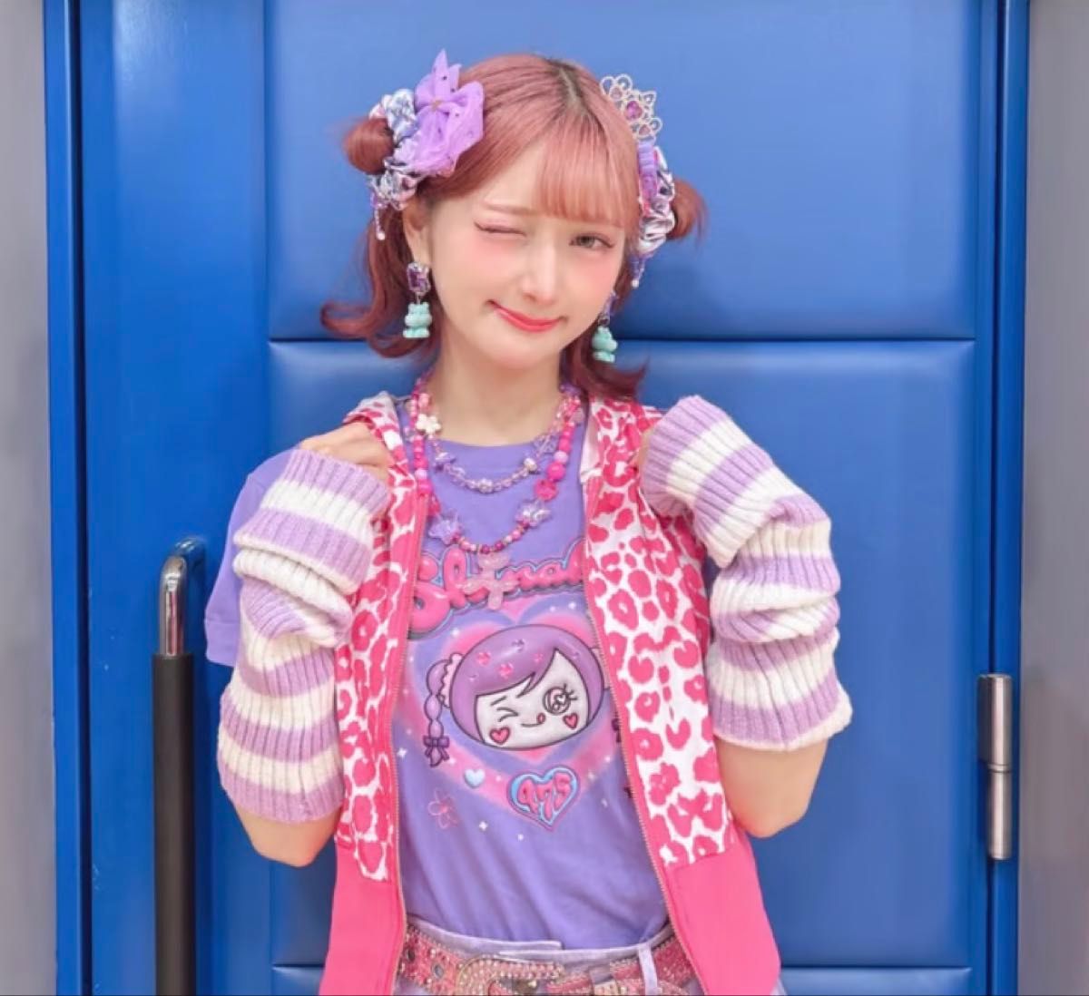 最安値］元祖しなこちゃんTシャツが進化した 三つ編みツインテール