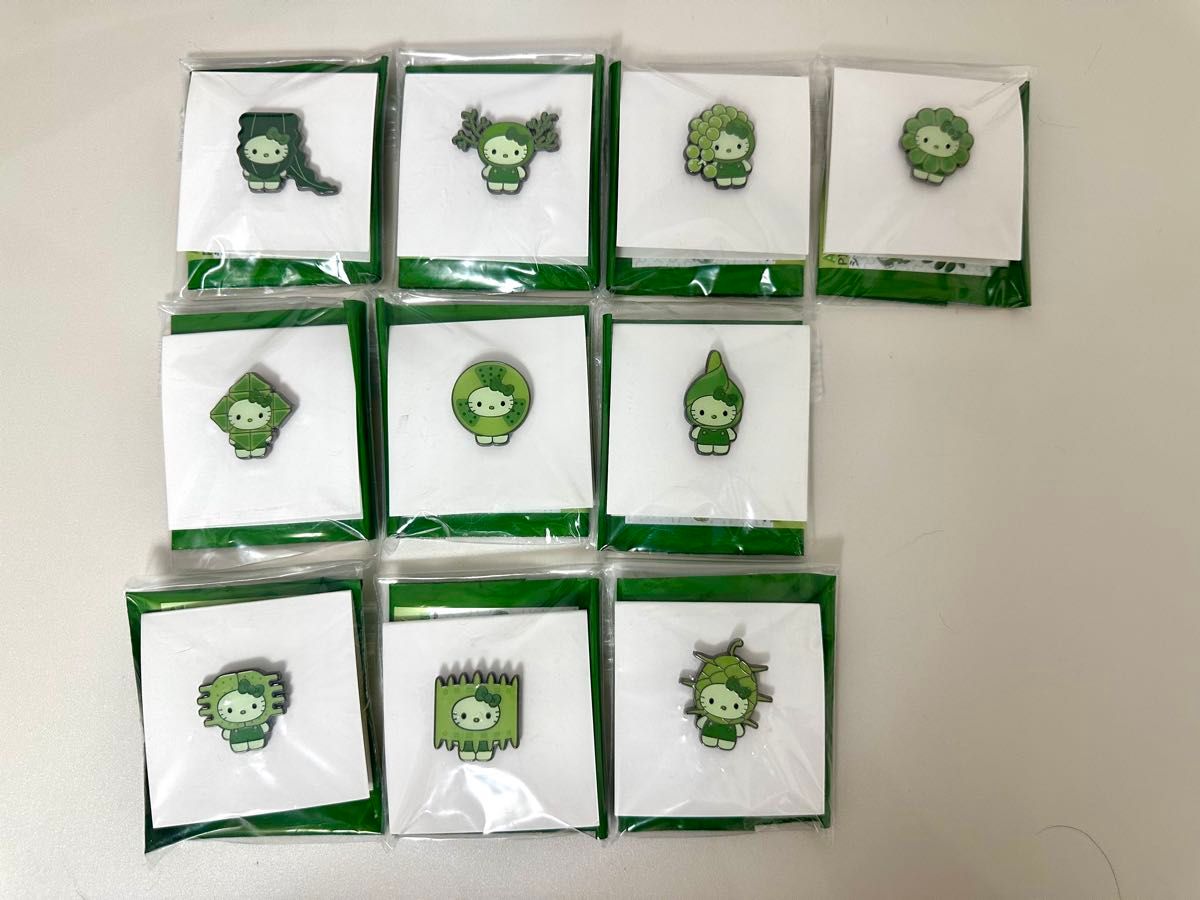 バラ売り可】 日本館 藻 藻類 キティ ピンバッジ ハローキティ