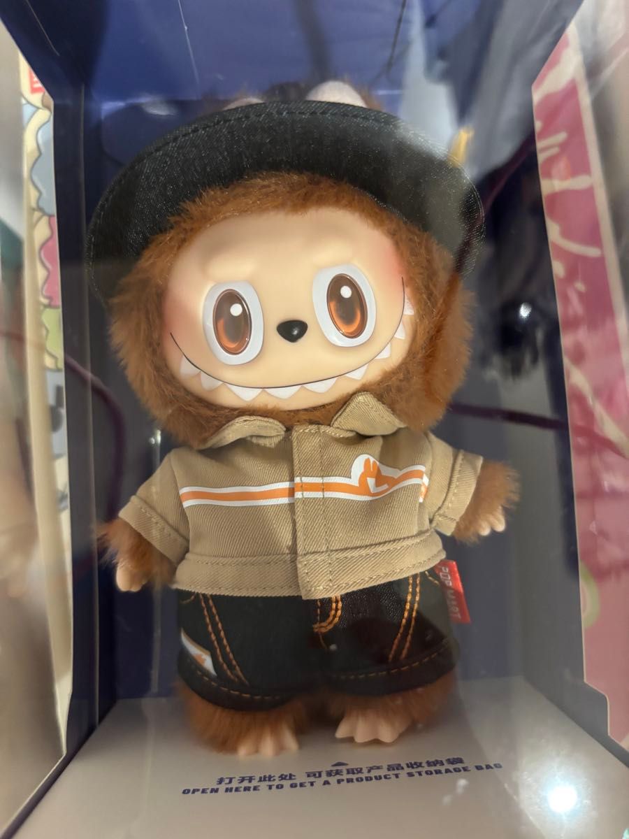 POPMART LABUBU 店員ラブブ キーホルダー｜Yahoo!フリマ（旧PayPayフリマ）