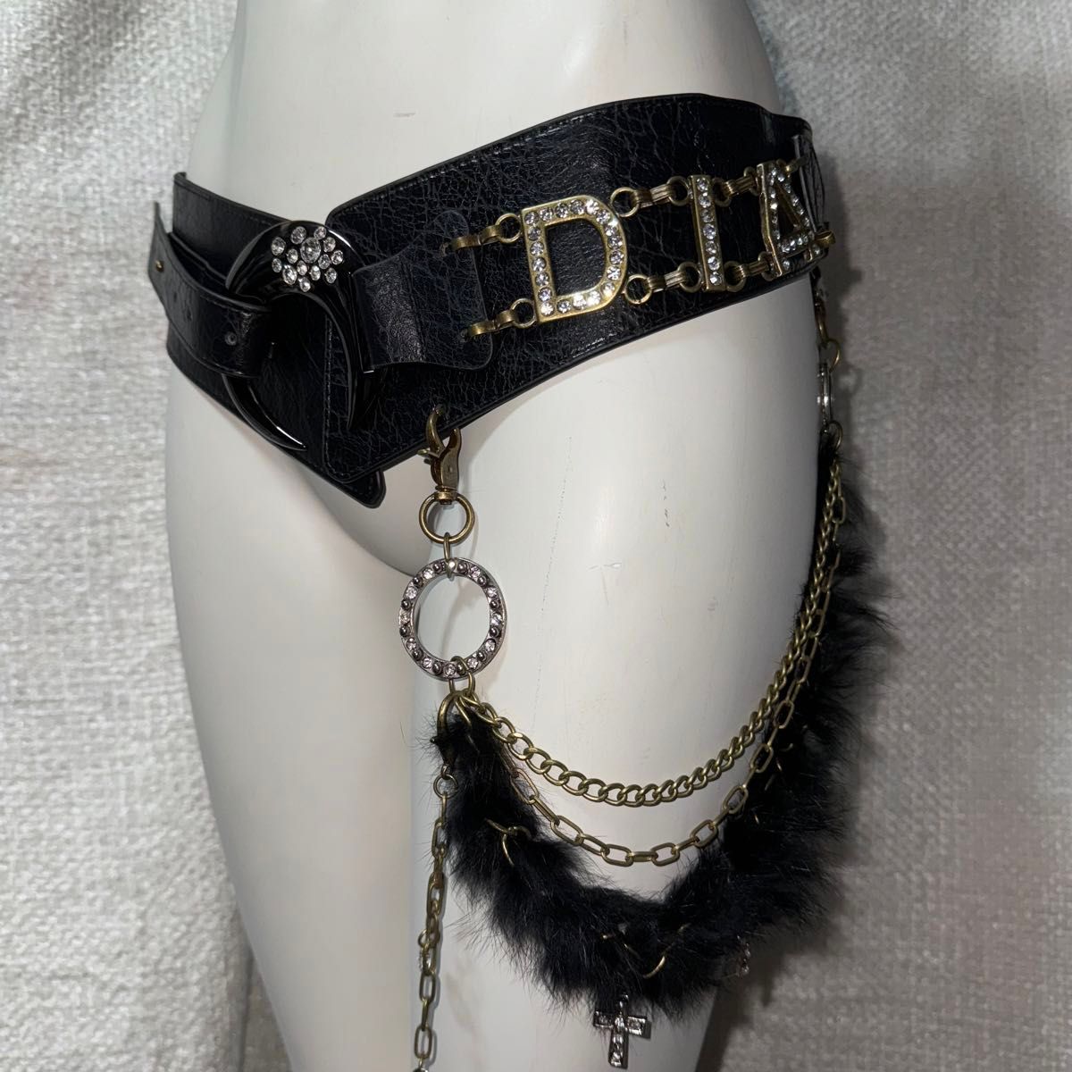 d i a ムーン 平成ギャル Y2K ベルト グランジ ロゴ 強ギャル 黒ギャル