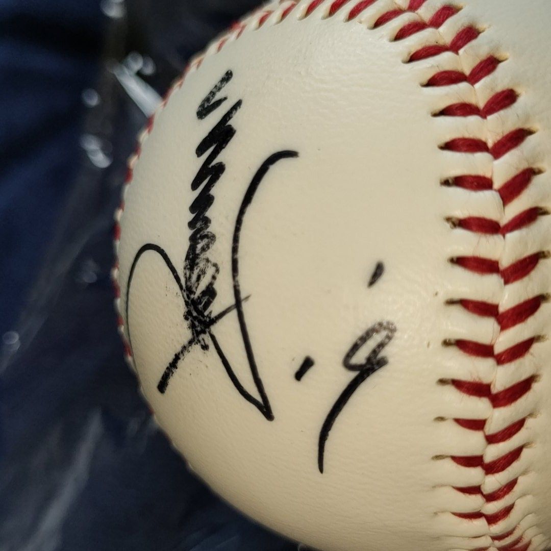 広島東洋カープ 長谷川昌幸 選手 直筆サインボール 背番号19 訳あり