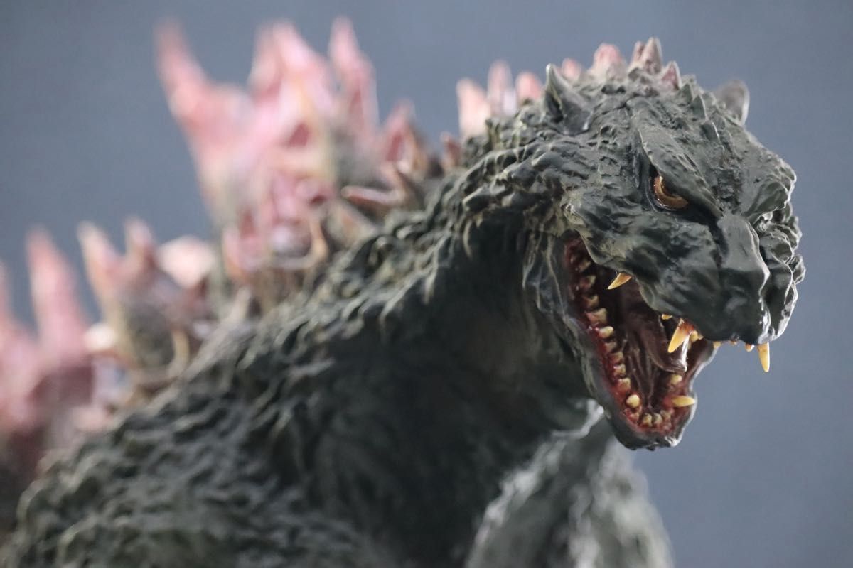 リアルマスターコレクション ゴジラ2000 ミレニアム ひな形レプリカ
