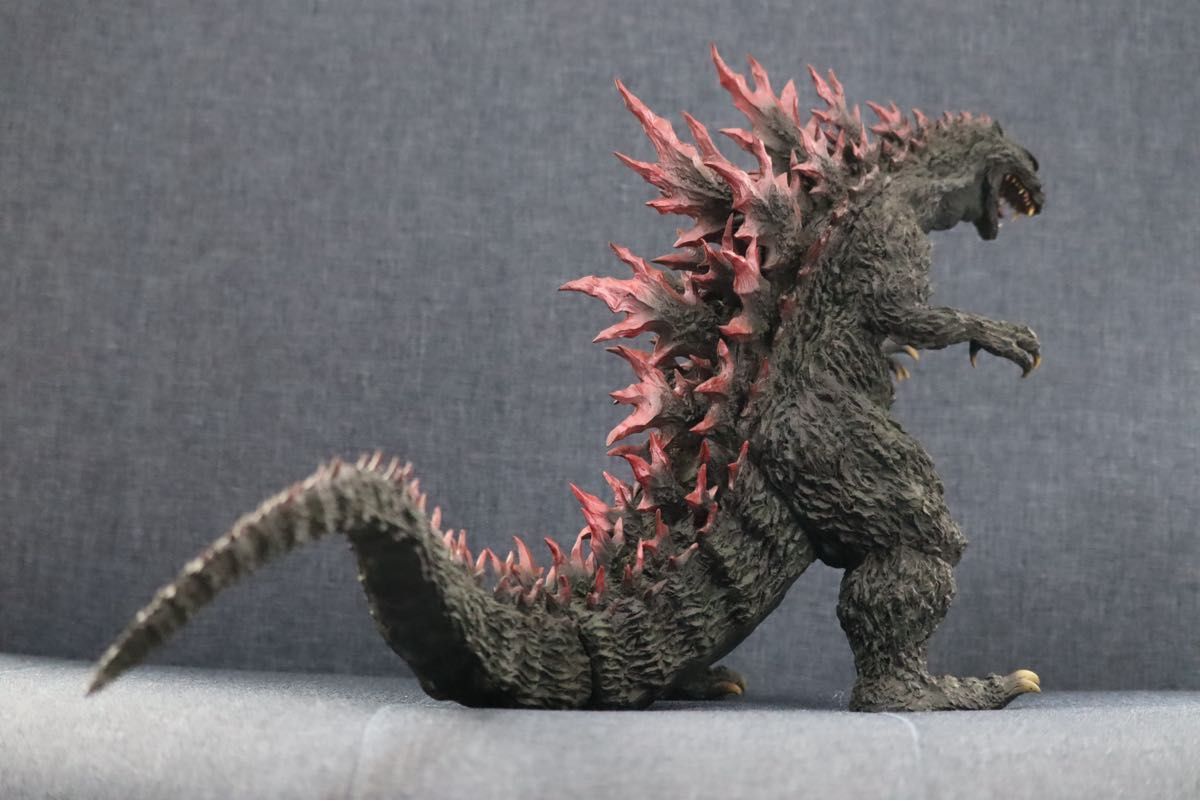 リアルマスターコレクション ゴジラ2000 ミレニアム ひな形レプリカ