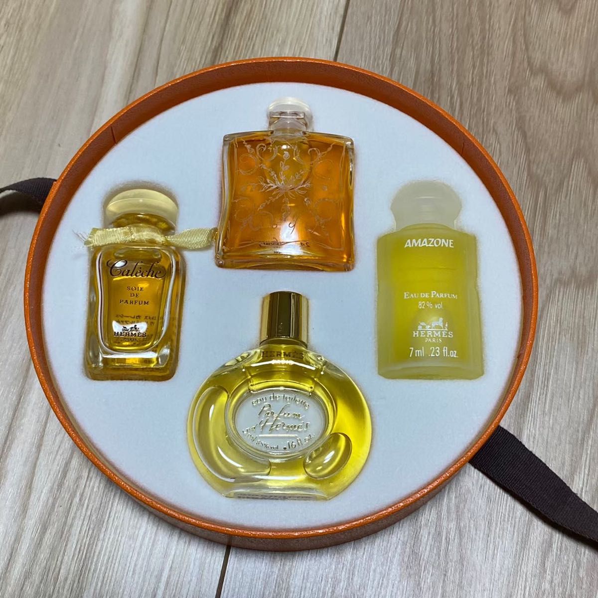 プレゼントに最適！4つの香りを選べるエルメスの香水セット 香水4つセット