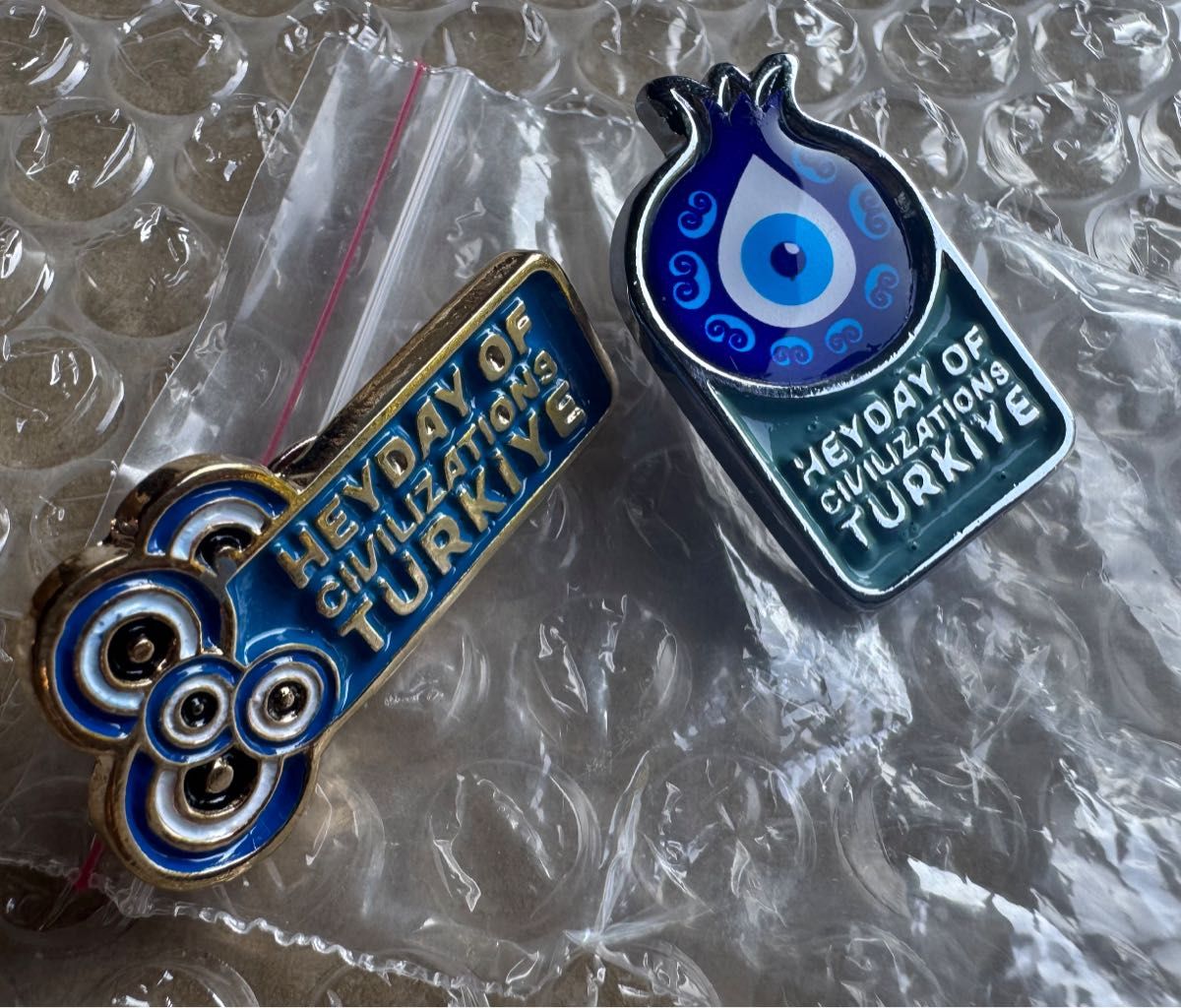 大阪・関西万博 Expo 2025 トルコ館 ナザールボンジュウ ピンズ お守り