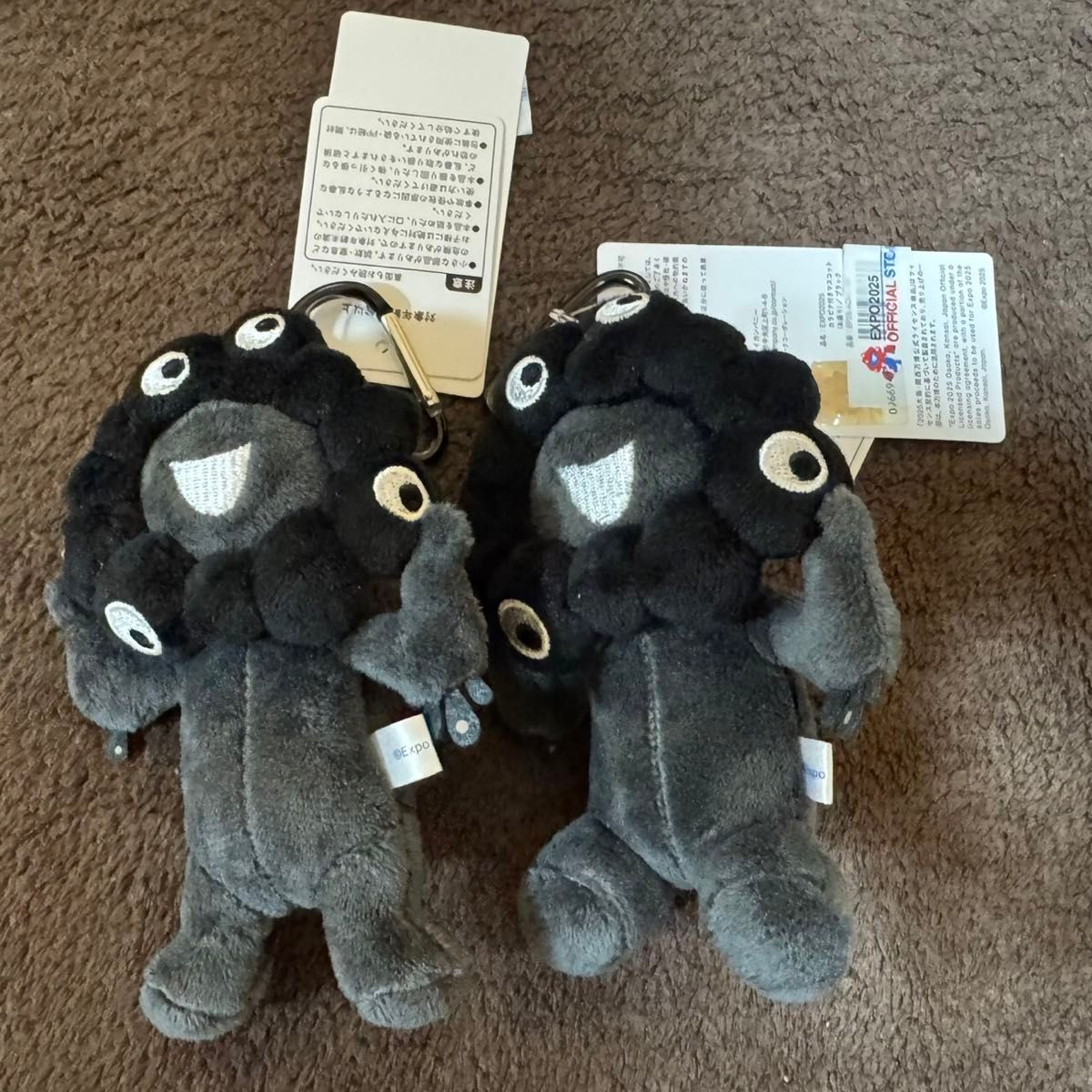 EXPO2025 大阪・関西万博 黒ミャクミャク カラビナつきキーホルダー