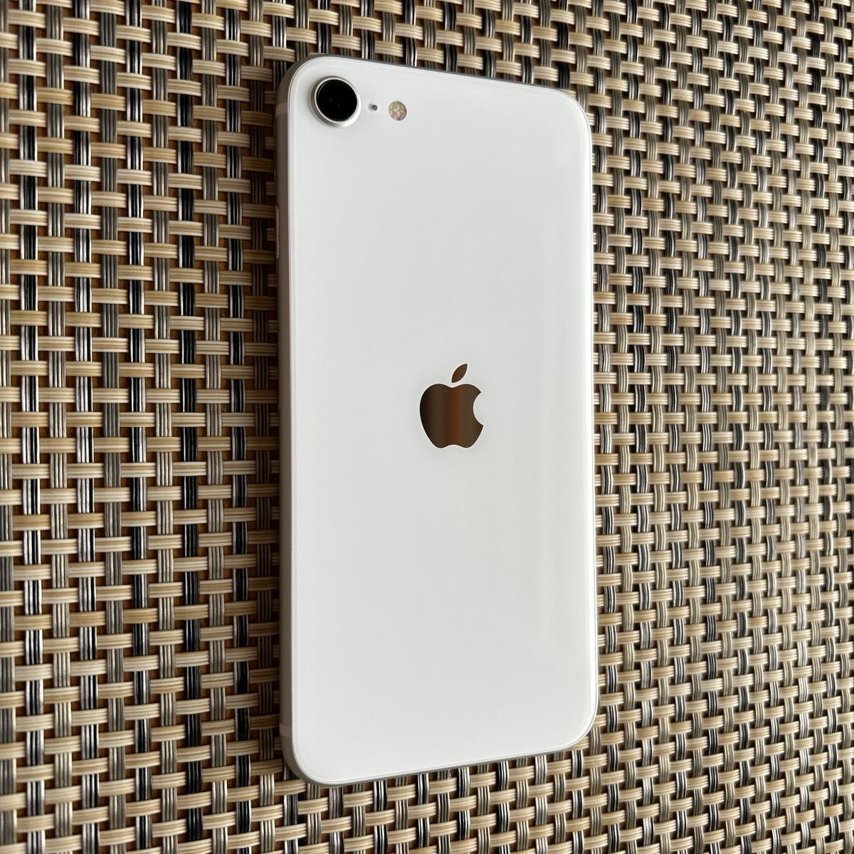 iPhone SE 第2世代 (SE2) ホワイト 64GB 【公式通販】