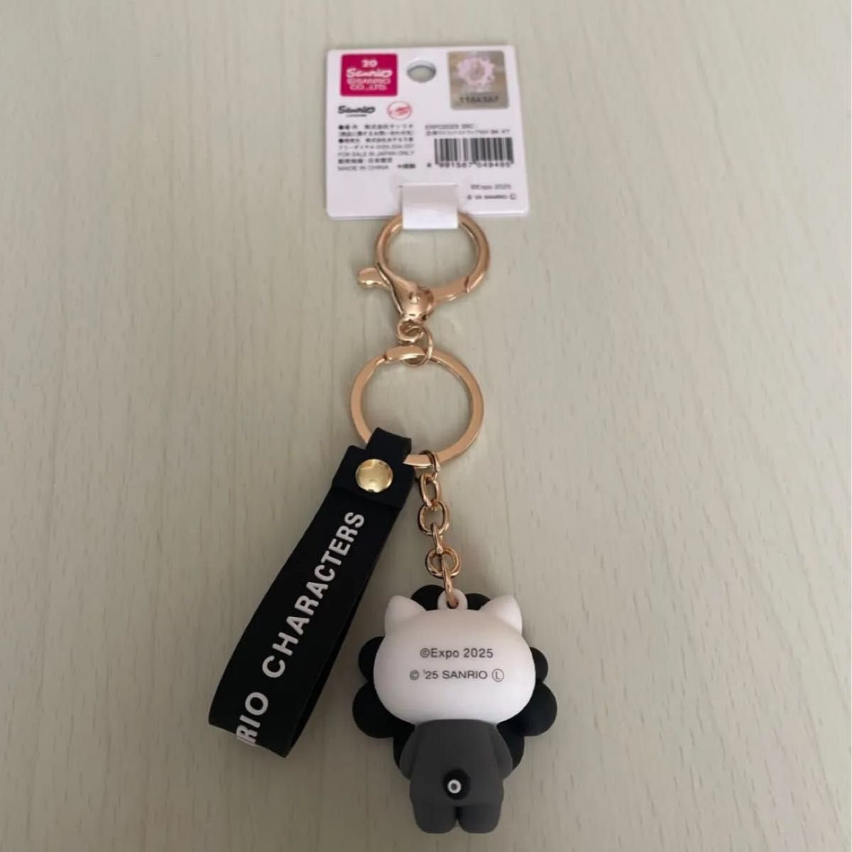 大阪万博 西ゲート近鉄ショップ限定 サンリオ ハローキティ モノクロ