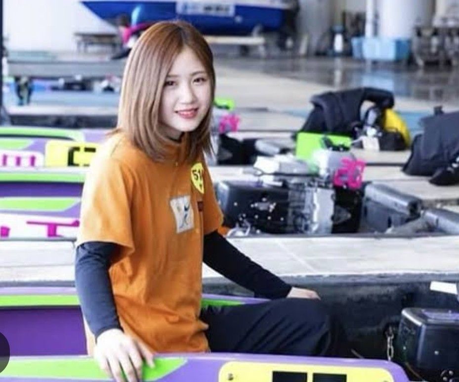 超美人 女子 ボートレーサー 入手困難 直筆サイン色紙 野田彩加選手