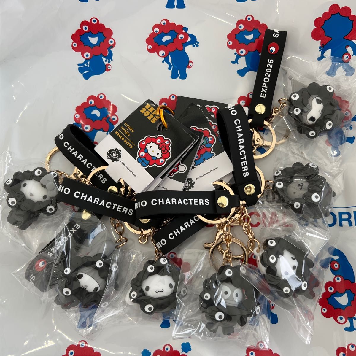 大阪万博限定 黒ミャクミャク ブラック なりきりキーホルダー 全7種