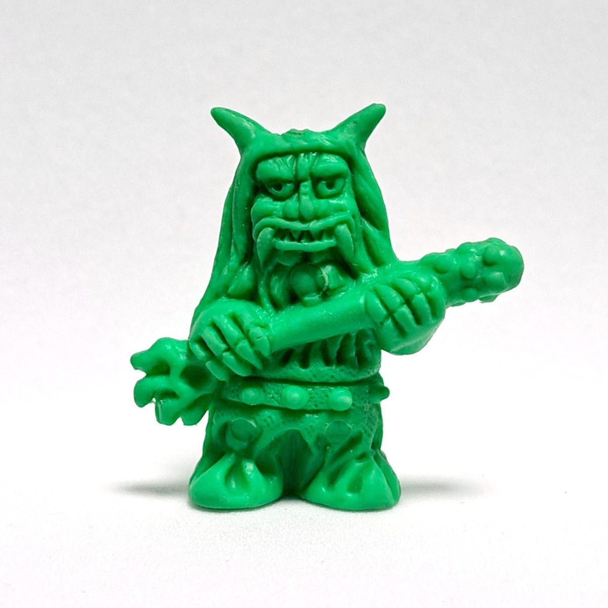 ウルトラマン怪獣消しゴム オニバンバ（緑）11弾 キャラクター キャラ