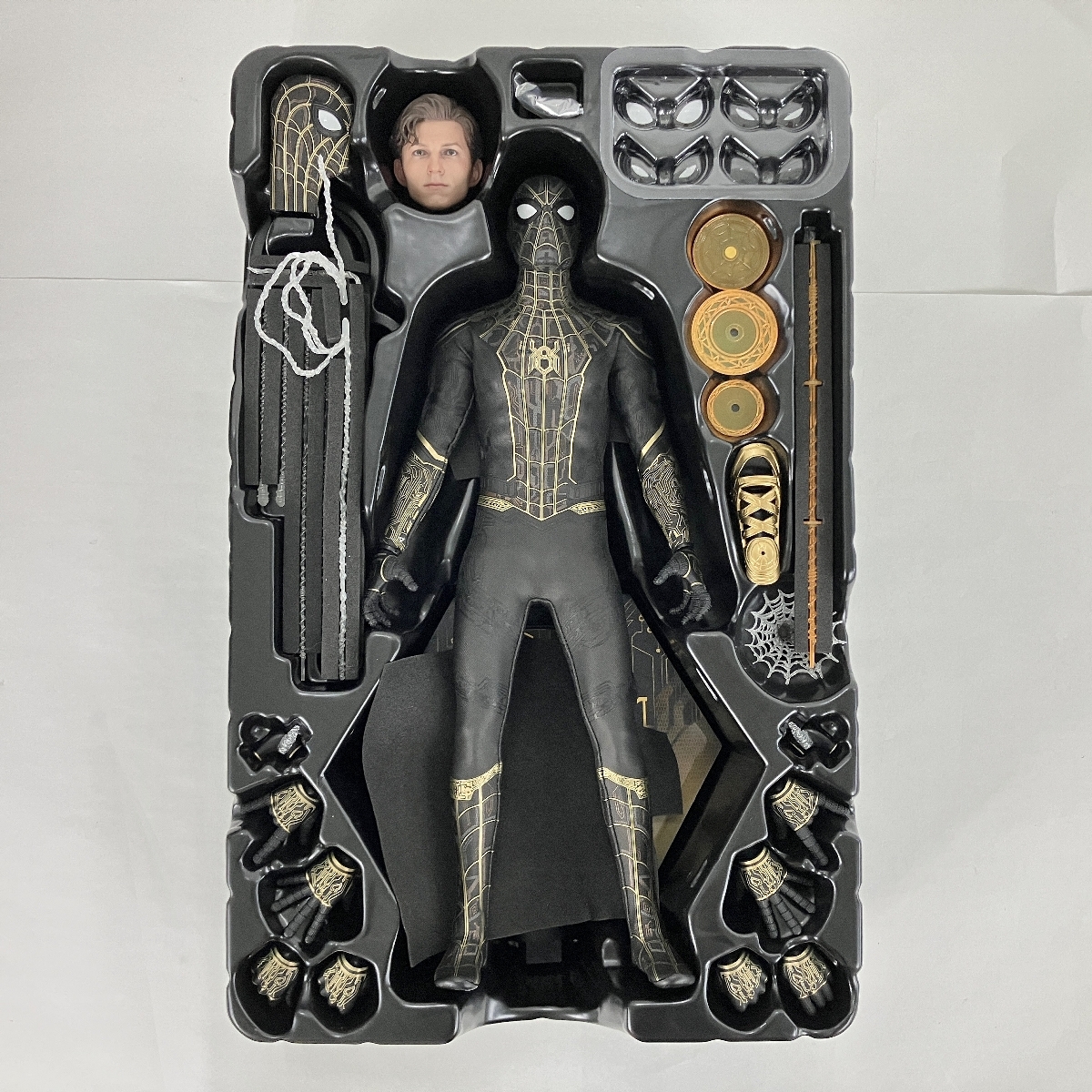 スパイダーマン：ノー・ウェイ・ホーム フィギュアmms604 ホットトイズ