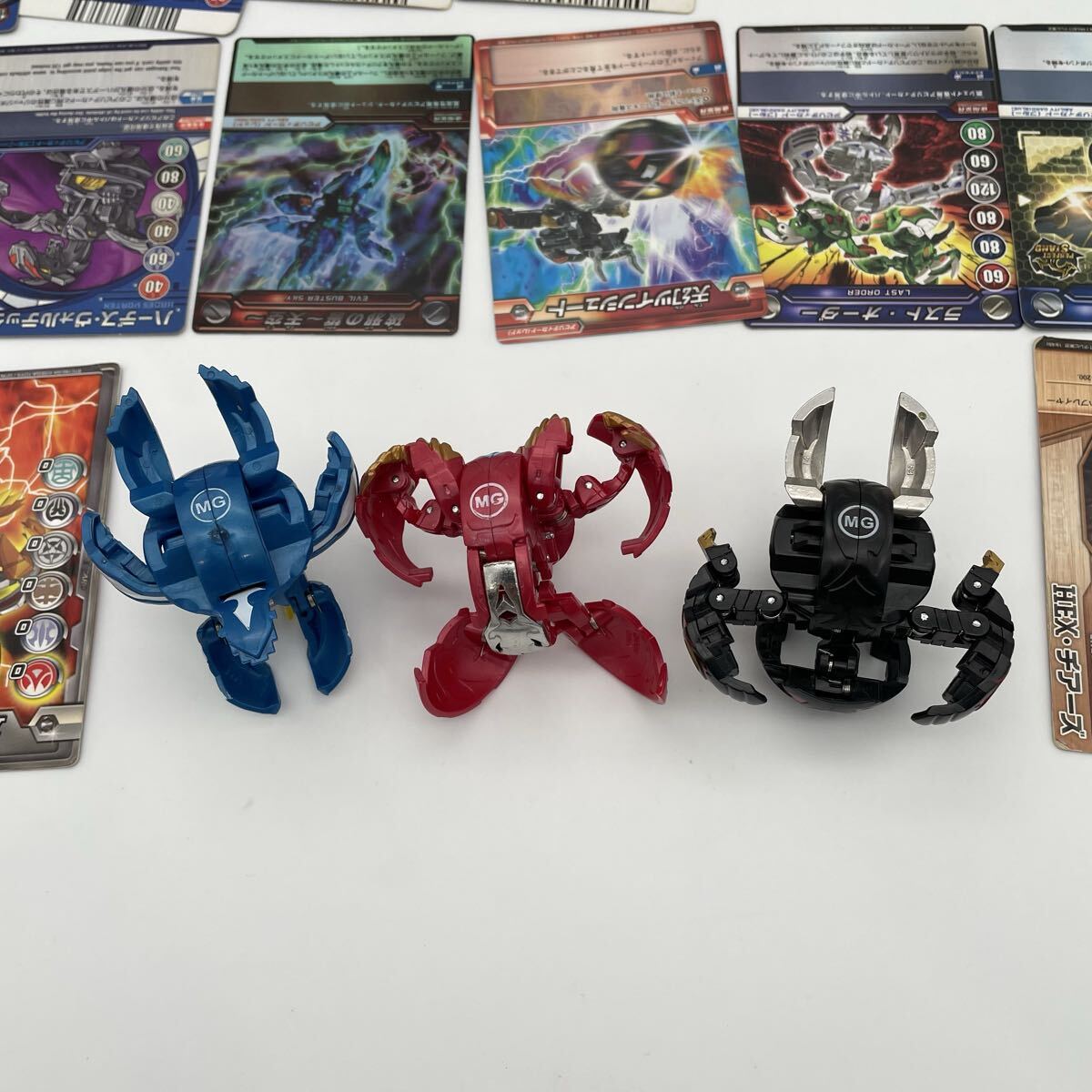 中古品】爆テク 爆丸 5体フィギュアとカードセット 爆丸 爆テク まとめ