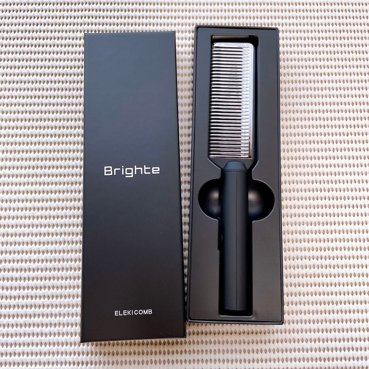 未開封品のブライトエレキブラシプラスと開封済みのエレキコーム
