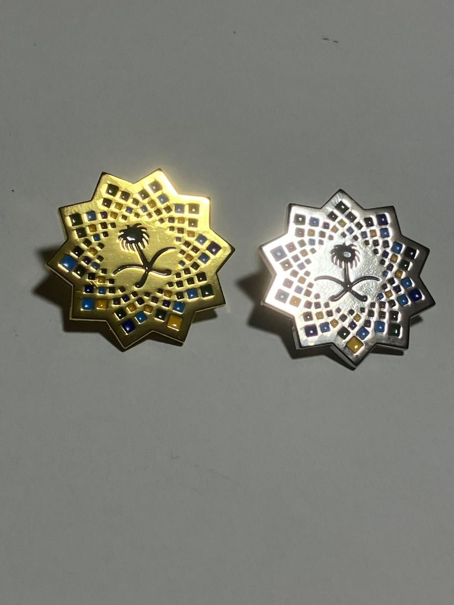 非売品・激レア】ゴールド サウジアラビア ピンバッジ（スタッフ限定