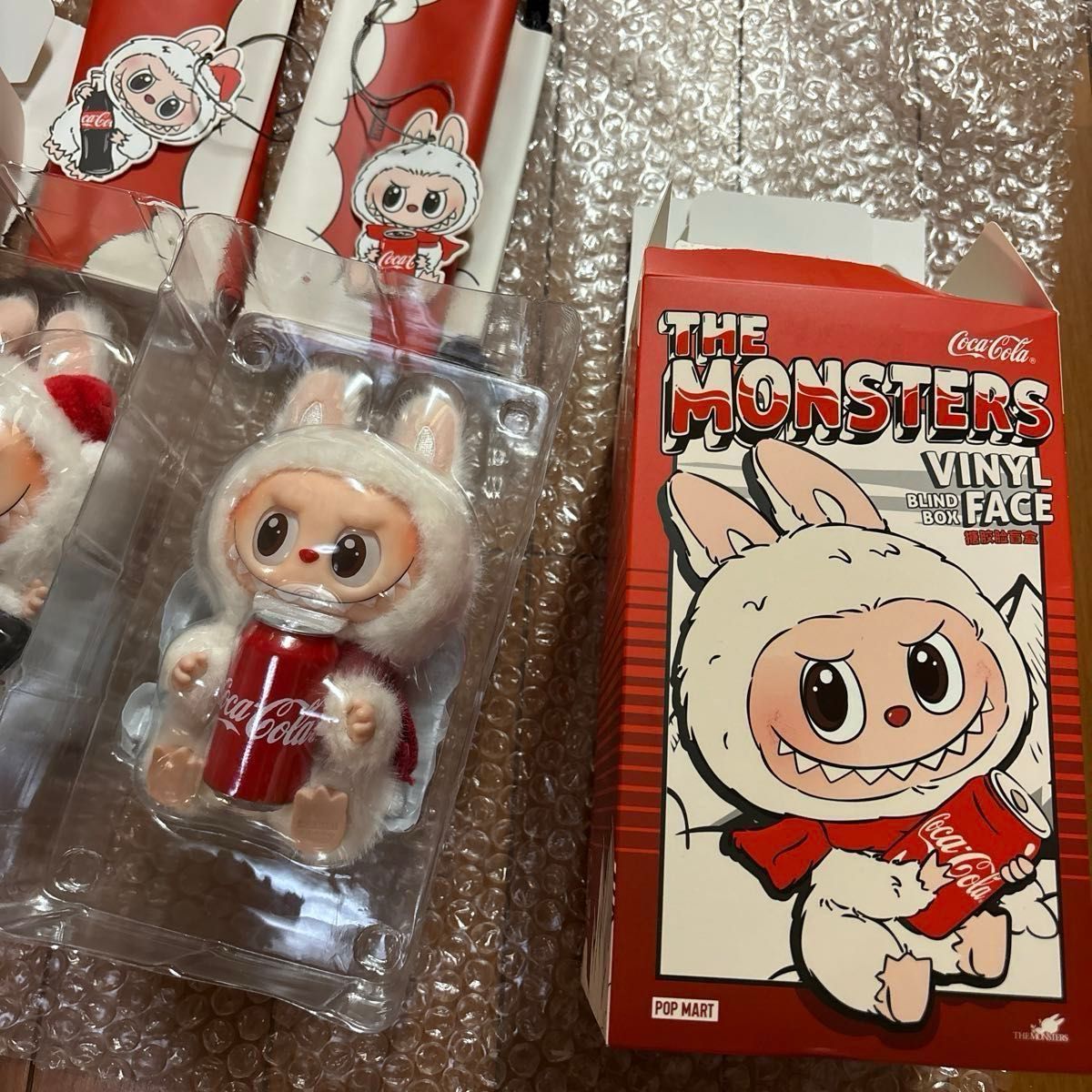 正規品】POPMART LABUBU ラブブ コカコーラ 2体セット 瓶 缶 最新 箱