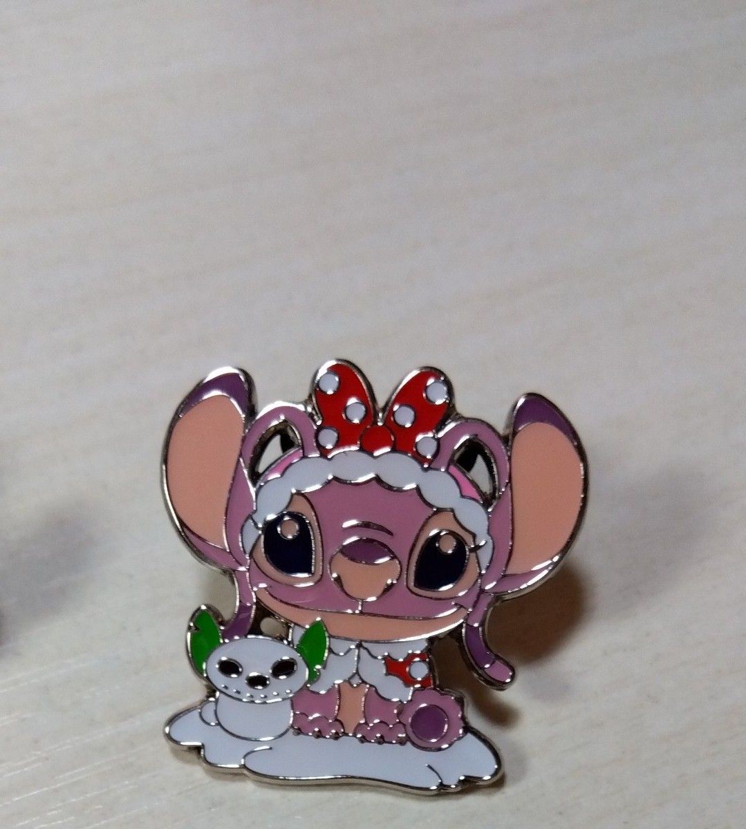 希少限定】スティッチ エンジェル 卒業式 ディズニーストア ピンバッジ