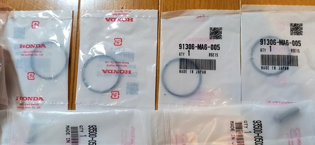 廃盤CBX400F 純正インシュレーター純正色々セット 絶版 CBX400F HONDA