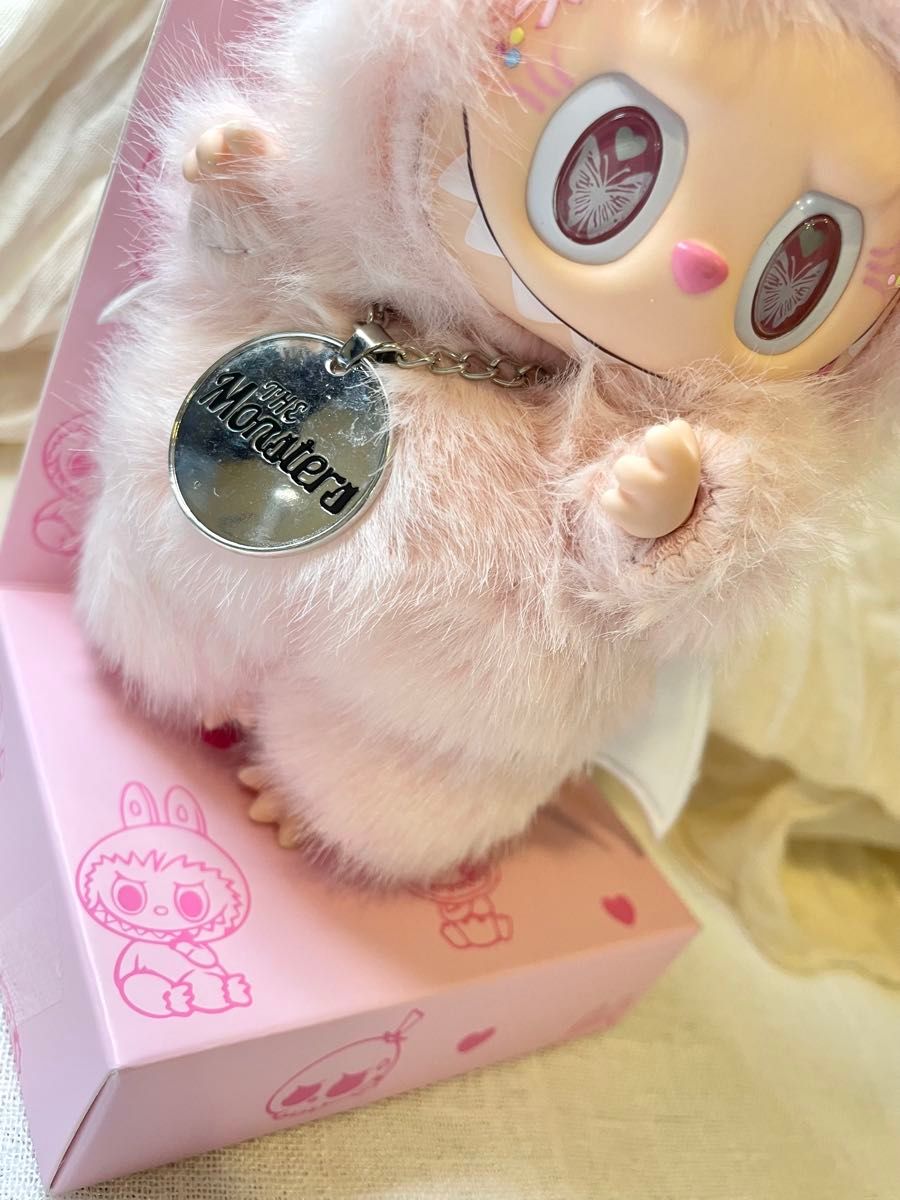 海外限定】箱付き 高品質 ぬいぐるみ LABUBU ラブブ キーホルダー