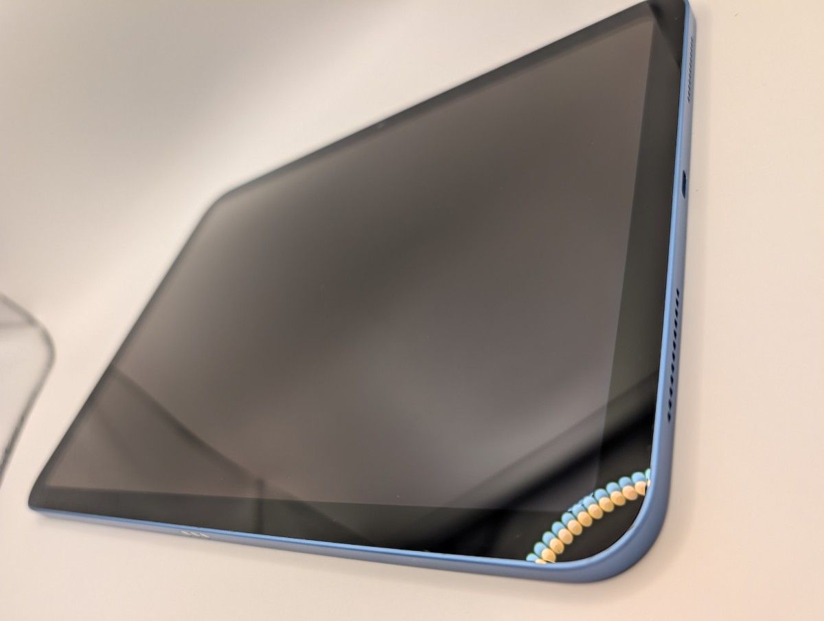 バッテリー100%】展示品 iPad 第10世代 2022年 64 GB Blue 新品ガラス