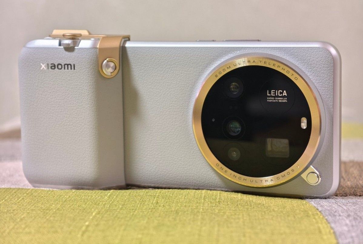 白キット付】Xiaomi 15 Ultra 16GB 512GB 専用 Photography Kit 付属