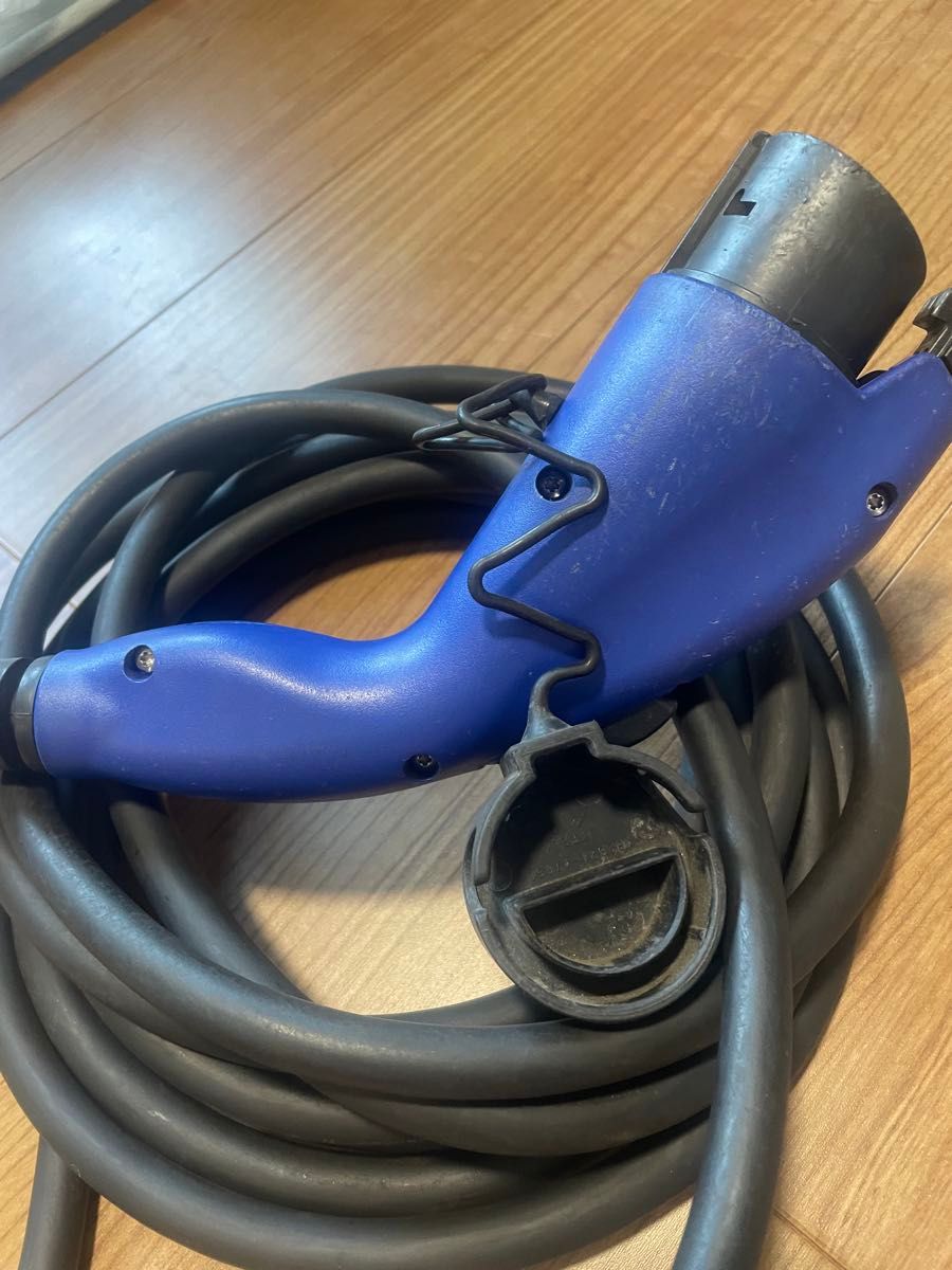 大幅値下げトヨタ 純正プリウスPHV EV充電ケーブル ヴィークルパワー