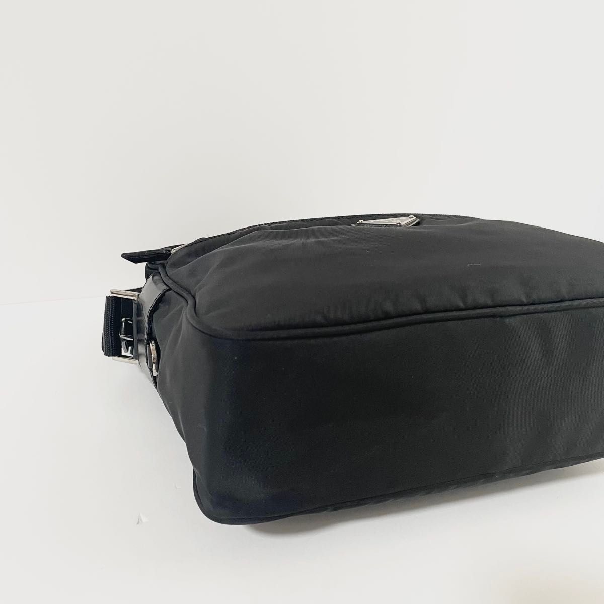 極美品〜美品】PRADA プラダ ショルダーバッグ カメラバッグ ナイロン