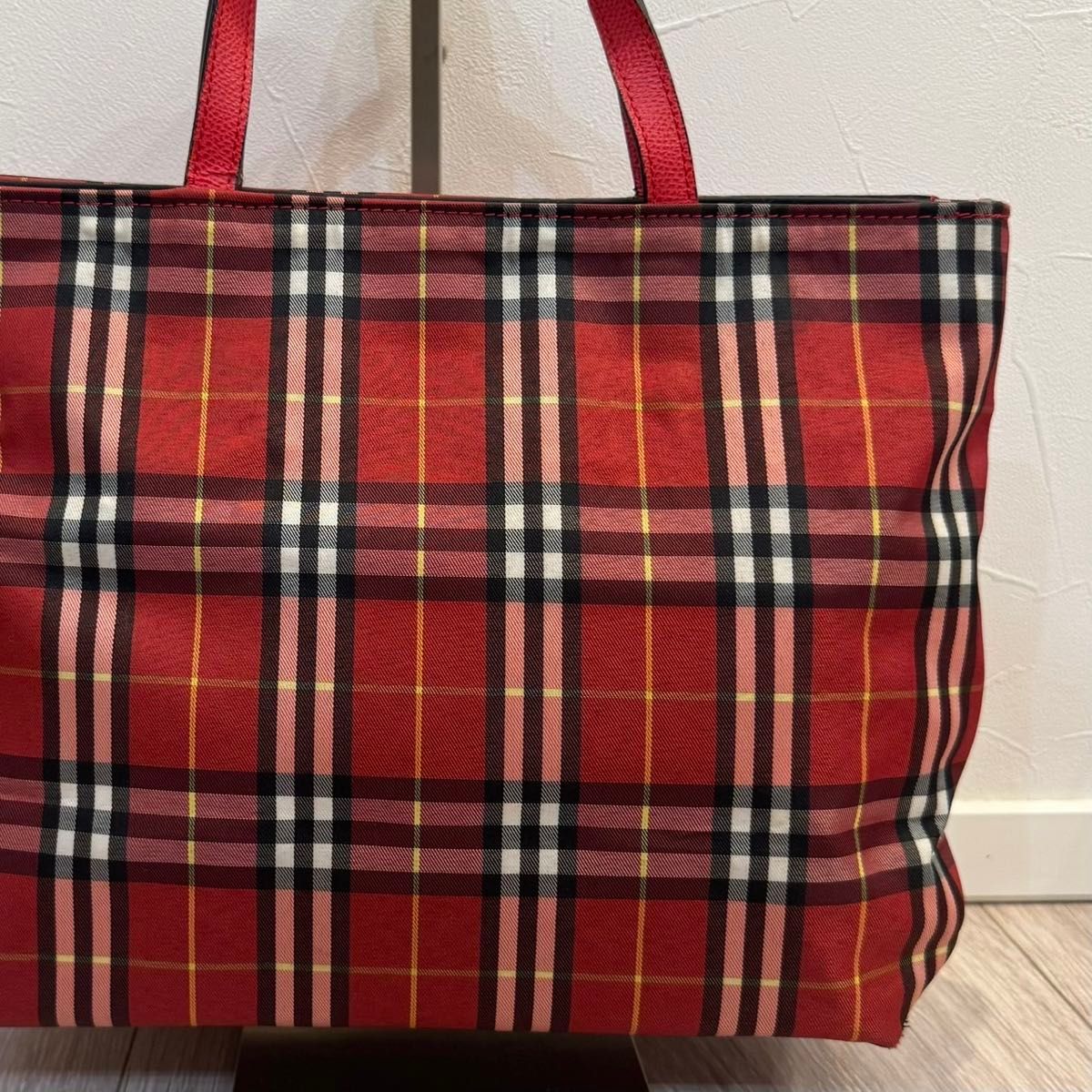 バーバリー レッド ノバチェック ハンドバッグ トートバッグ 赤