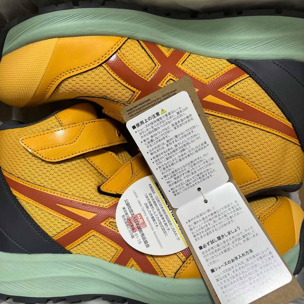 新品 asics 安全靴 CP216 セーフティシューズ ハイカット タグ付き