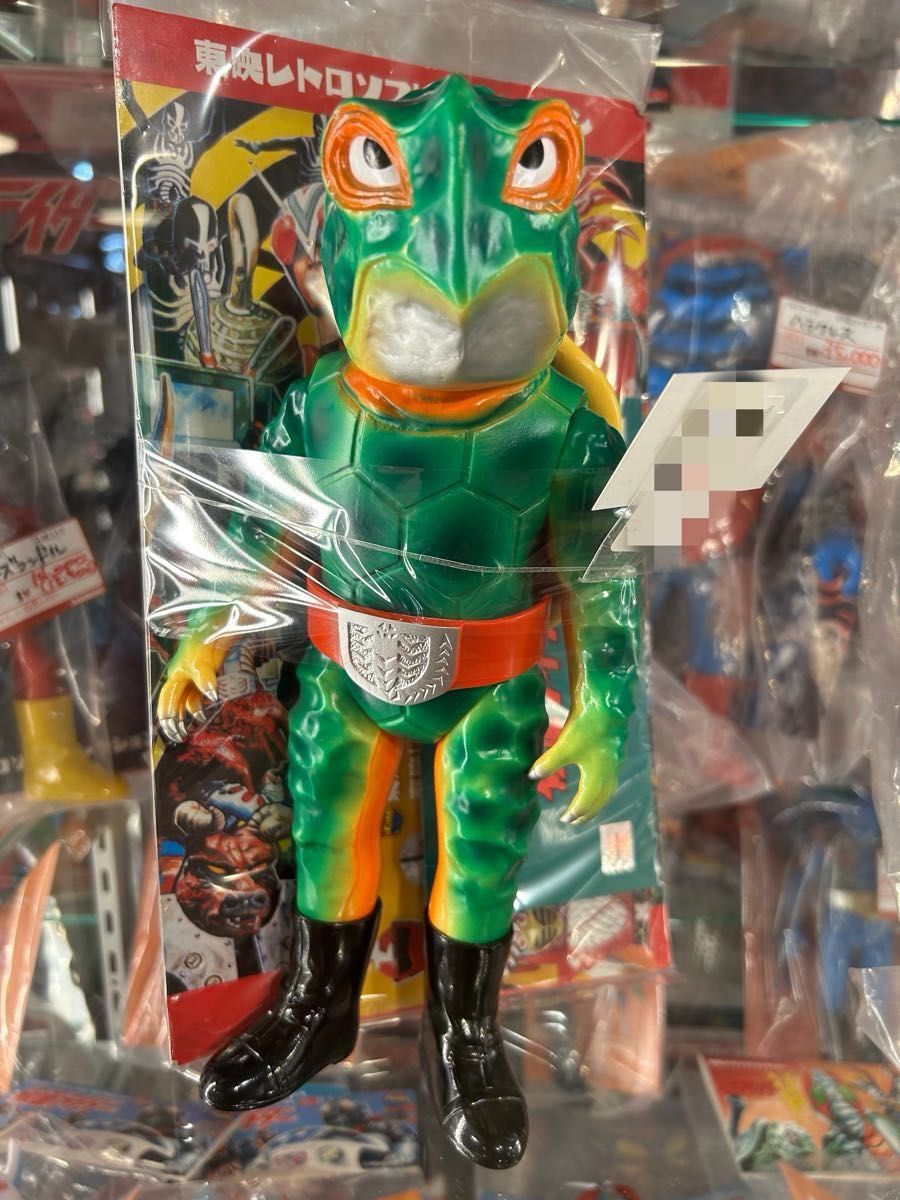 メディコム・トイ×東映レトロソフビ 初期版カメバズーカ 濃厚カラー