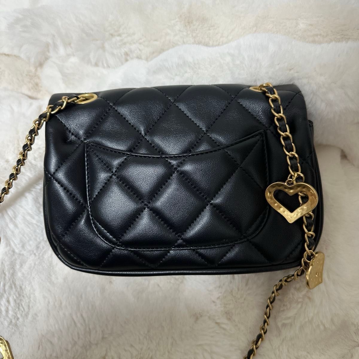CHANEL シャネル VIPノベルティマトラッセ ミニフラップバッグ