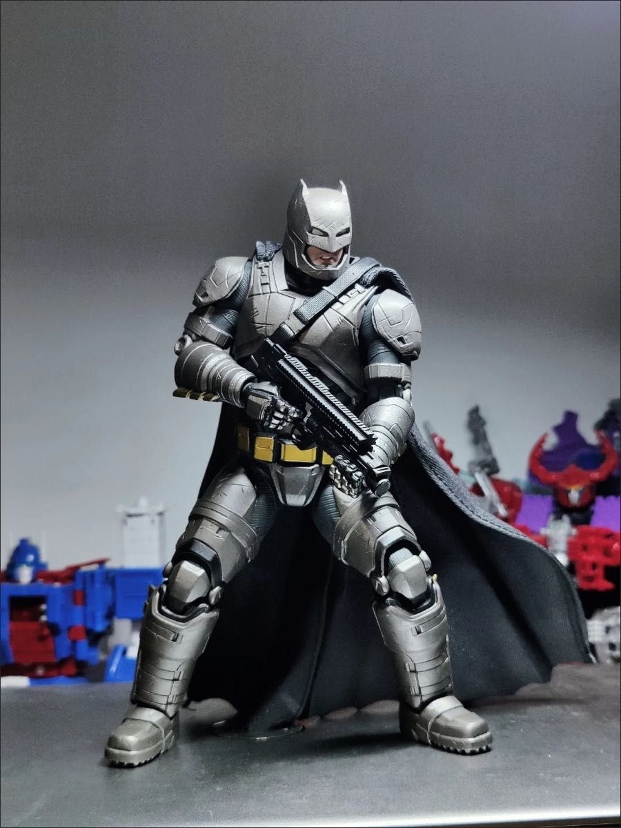 Fondjoy toysアーマードバットマン バットマンVSスーパーマン｜Yahoo