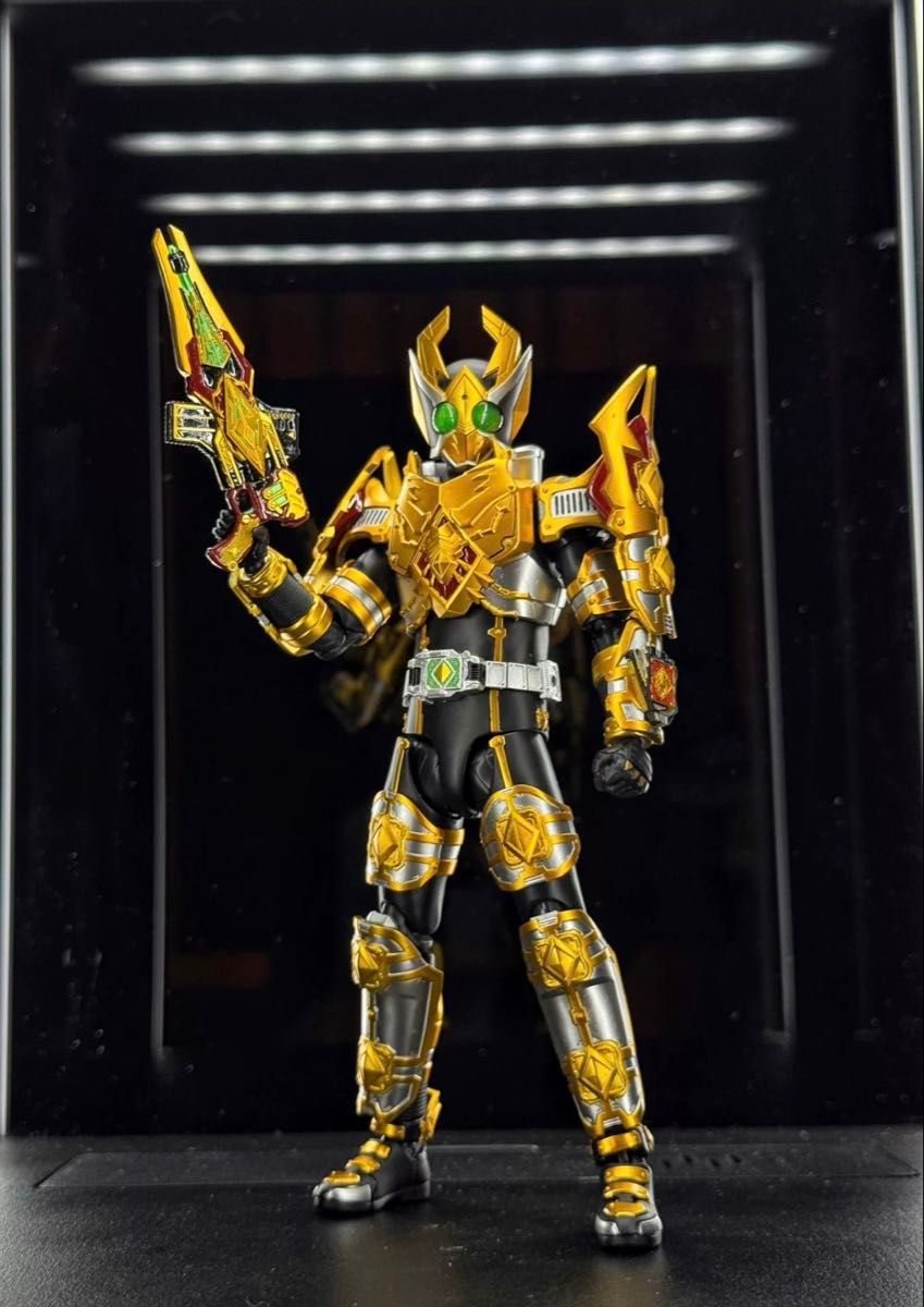 改造品S H Figuarts 真骨彫 仮面ライダーギャレンキングフォーム 発光